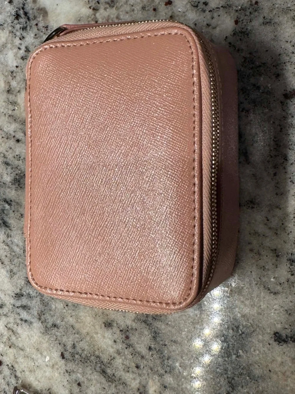 Leather Neiman Marcus travel jewelry box
5”x4” - Picture 6 of 7